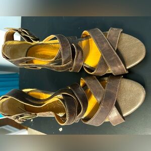 Brown Strappy Women's Sandals